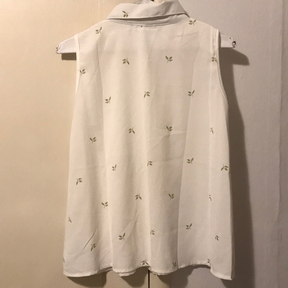 Shirt - Picture 2 of 2